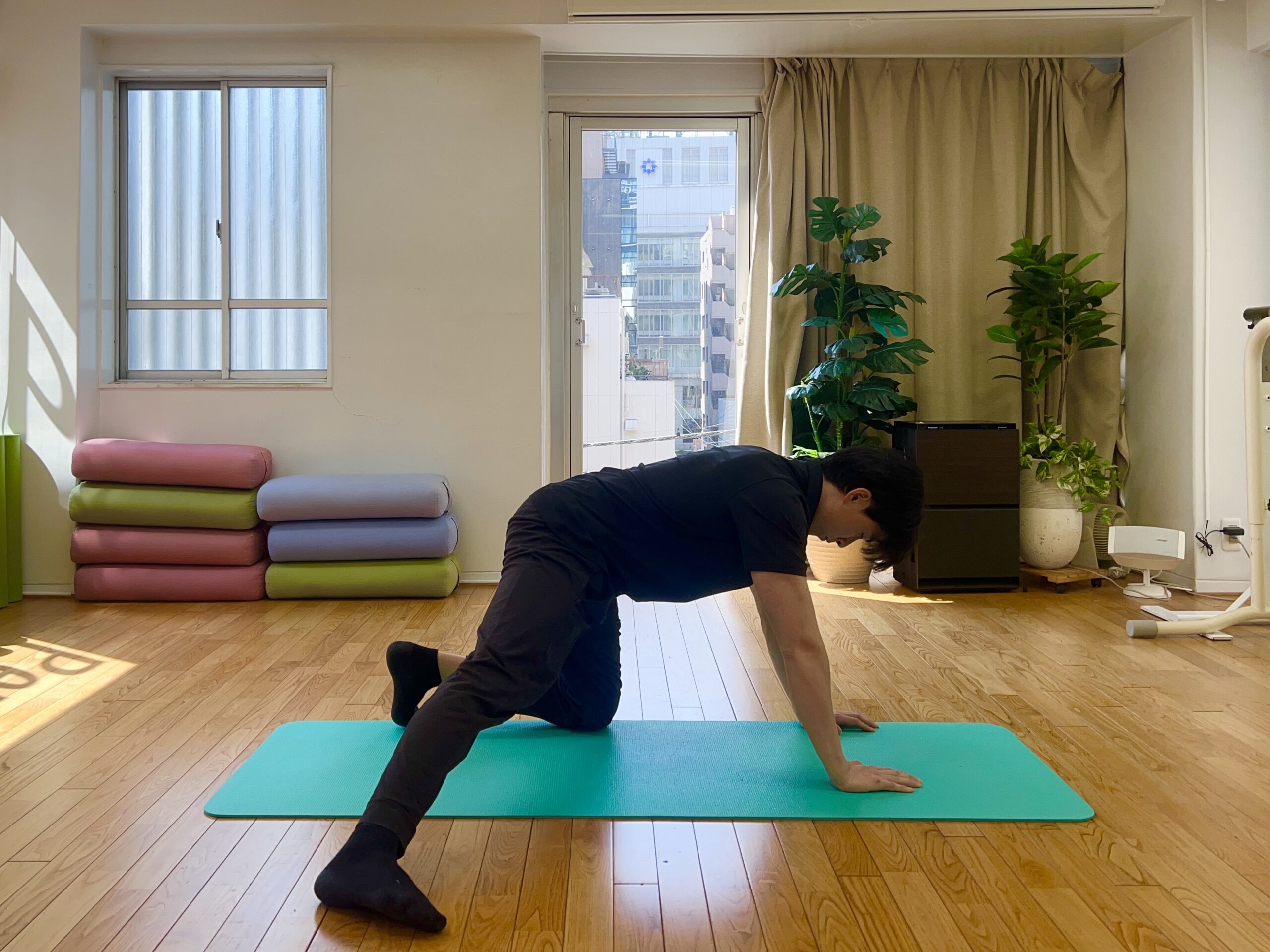 内転筋ストレッチ②